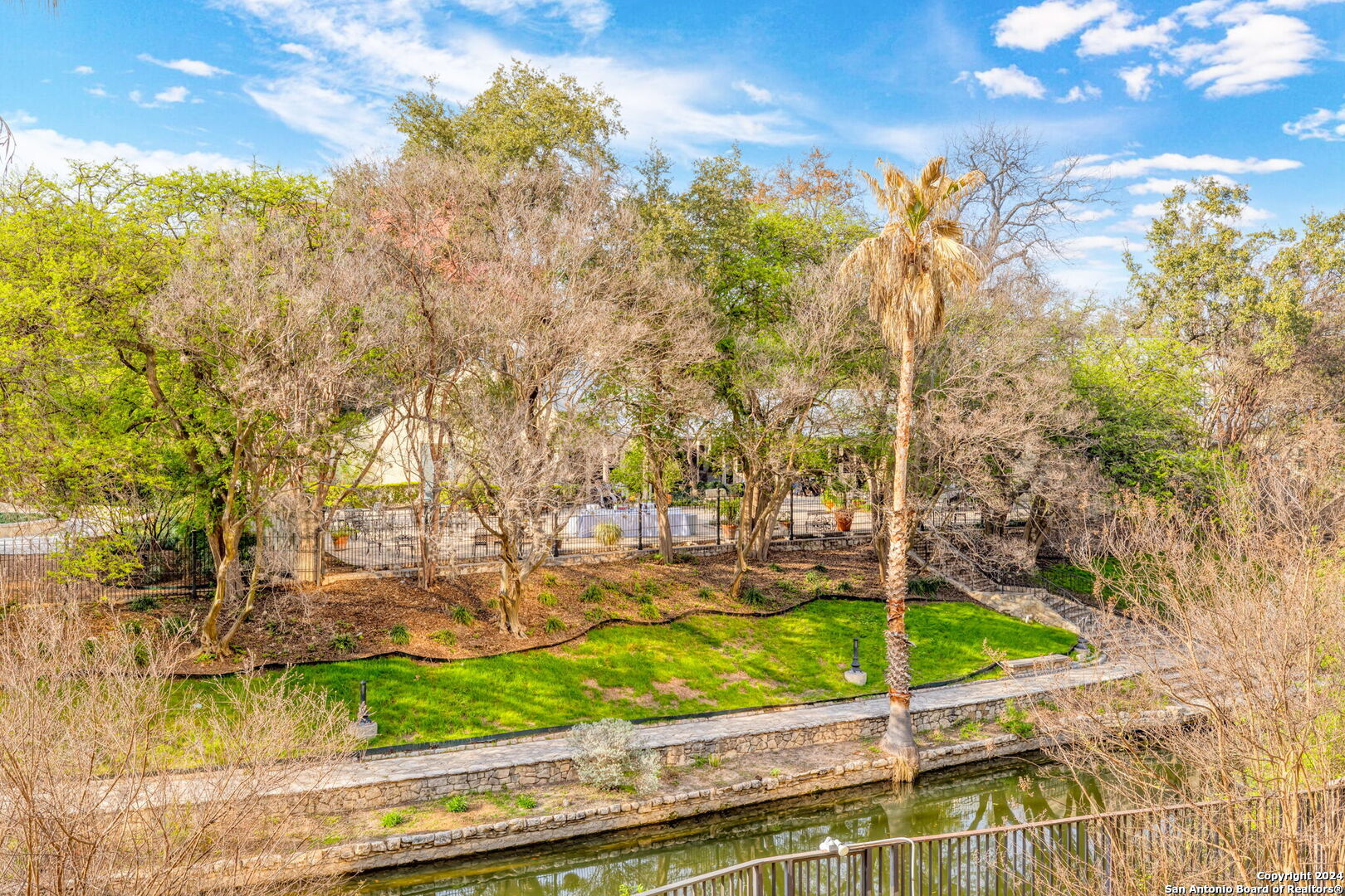 701 Saint Marys San Antonio TX 78205