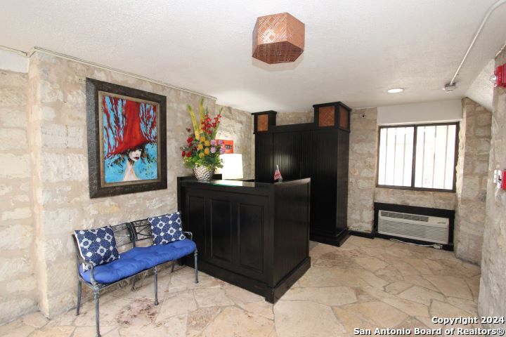 701 Saint Marys San Antonio TX 78205