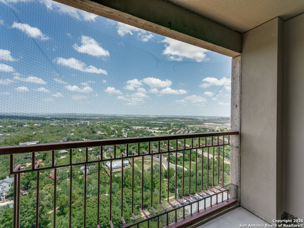 1 Towers Park Lane San Antonio TX 78209