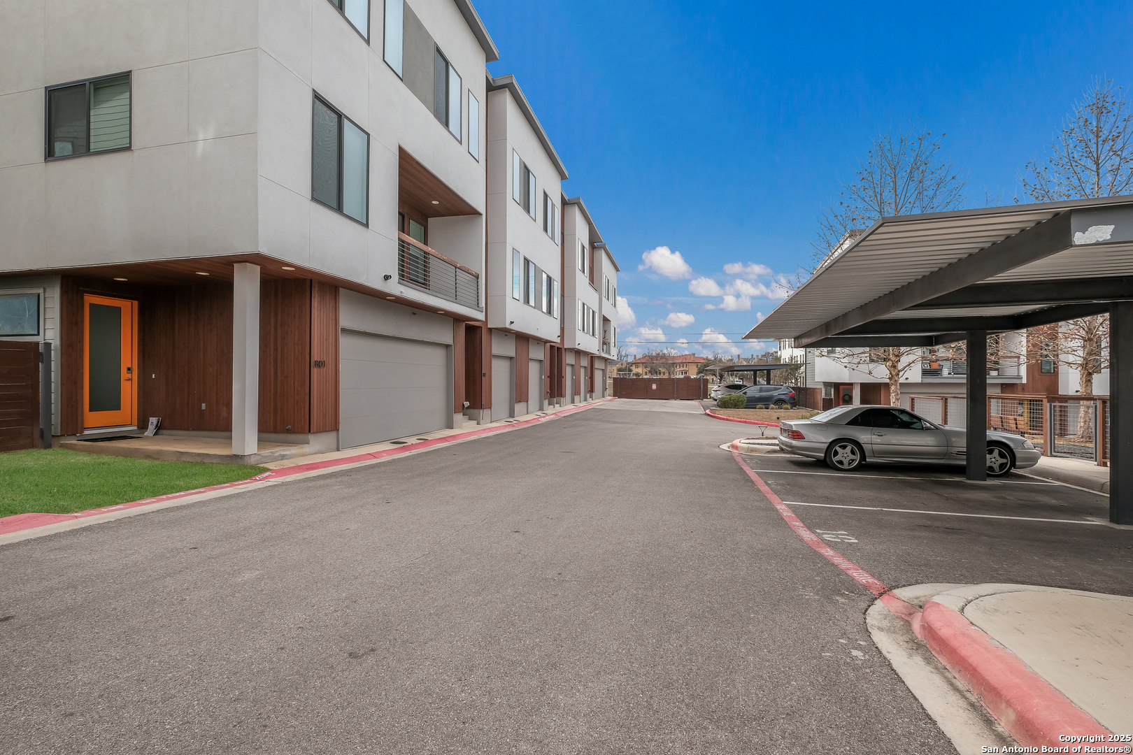 102 Tendick San Antonio TX 78209
