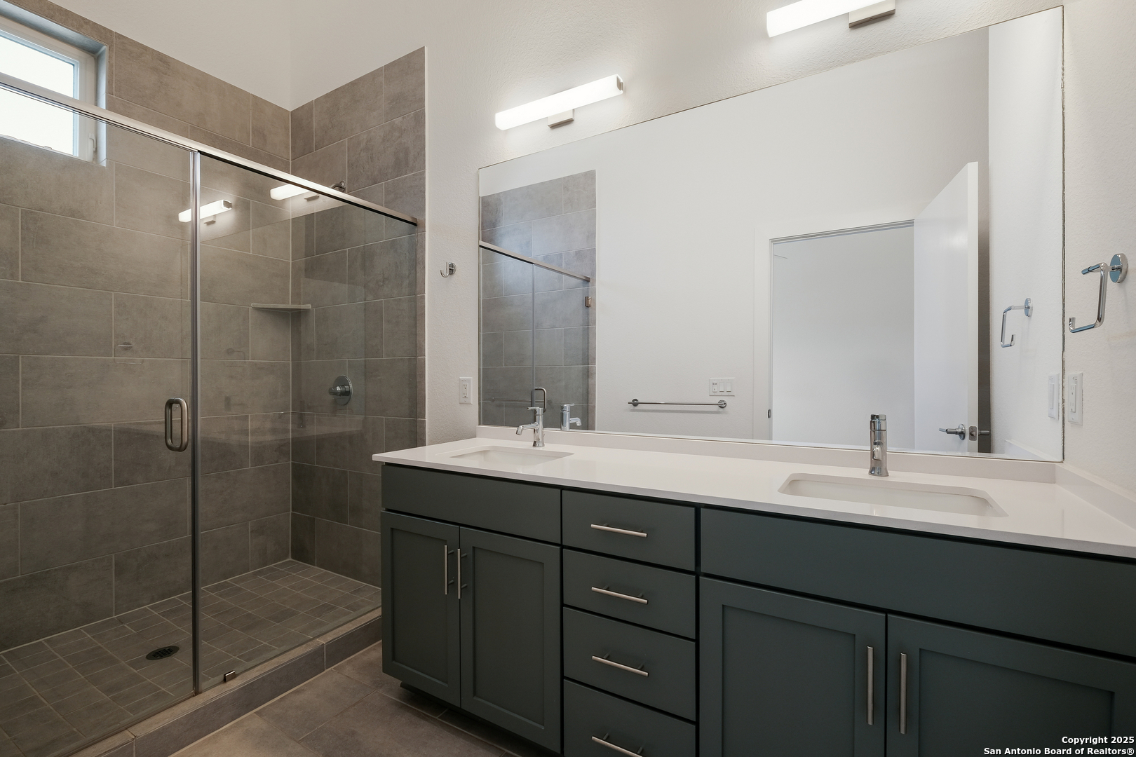 102 Tendick San Antonio TX 78209
