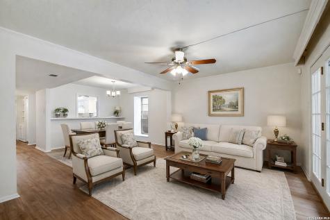 122 E Terra Alta San Antonio TX 78209