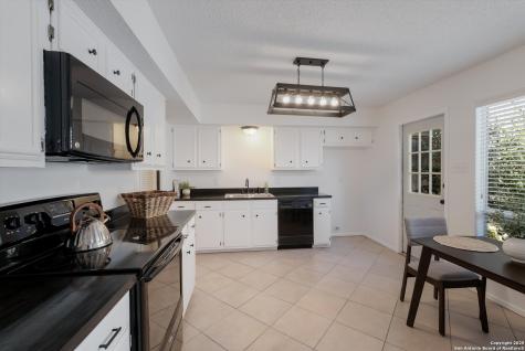 11303 Vance Jackson San Antonio TX 78230