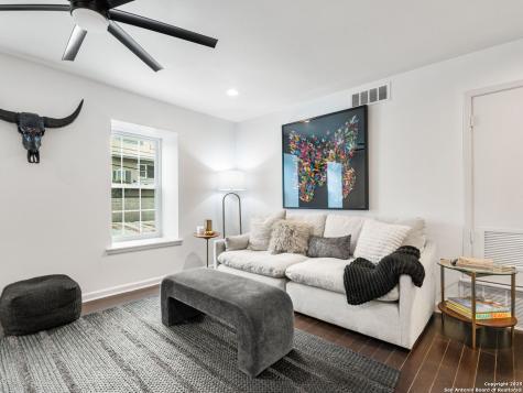 168 Barilla Place San Antonio TX 78209