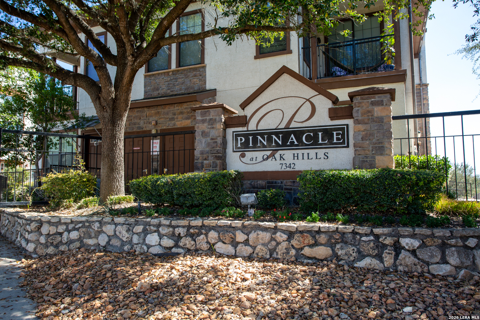 7342 Oak Manor San Antonio TX 78229