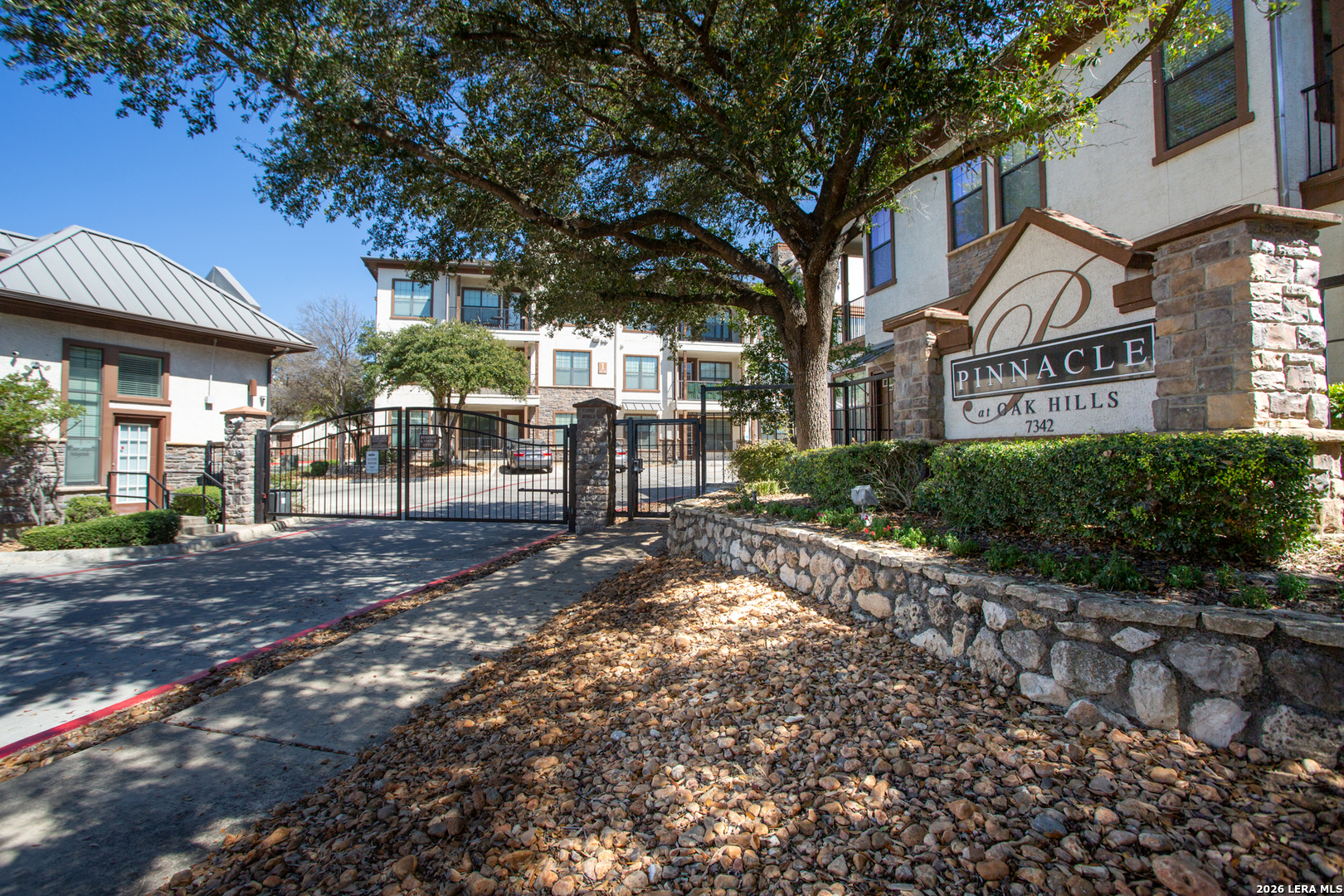 7342 Oak Manor San Antonio TX 78229