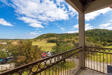 20 Tapatio Drive E Boerne TX 78006