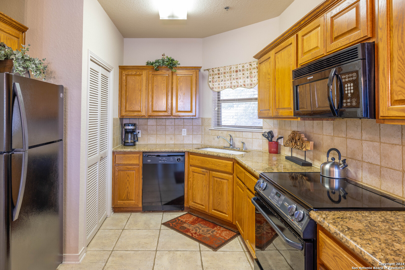 20 Tapatio Drive E Boerne TX 78006