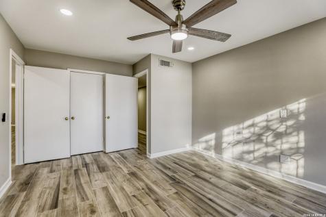 8033 N New Braunfels San Antonio TX 78209
