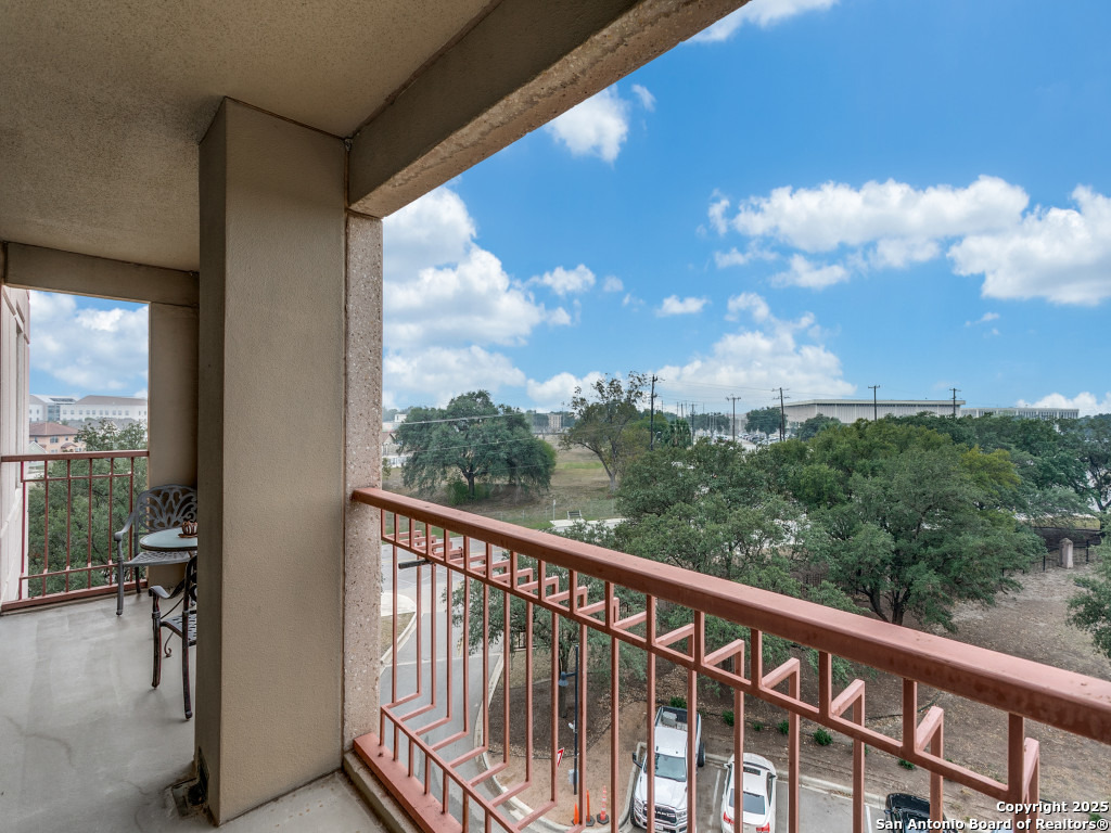1 Towers Park Lane San Antonio TX 78209