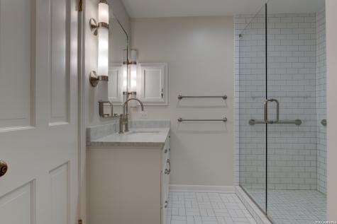 4001 N New Braunfels San Antonio TX 78209
