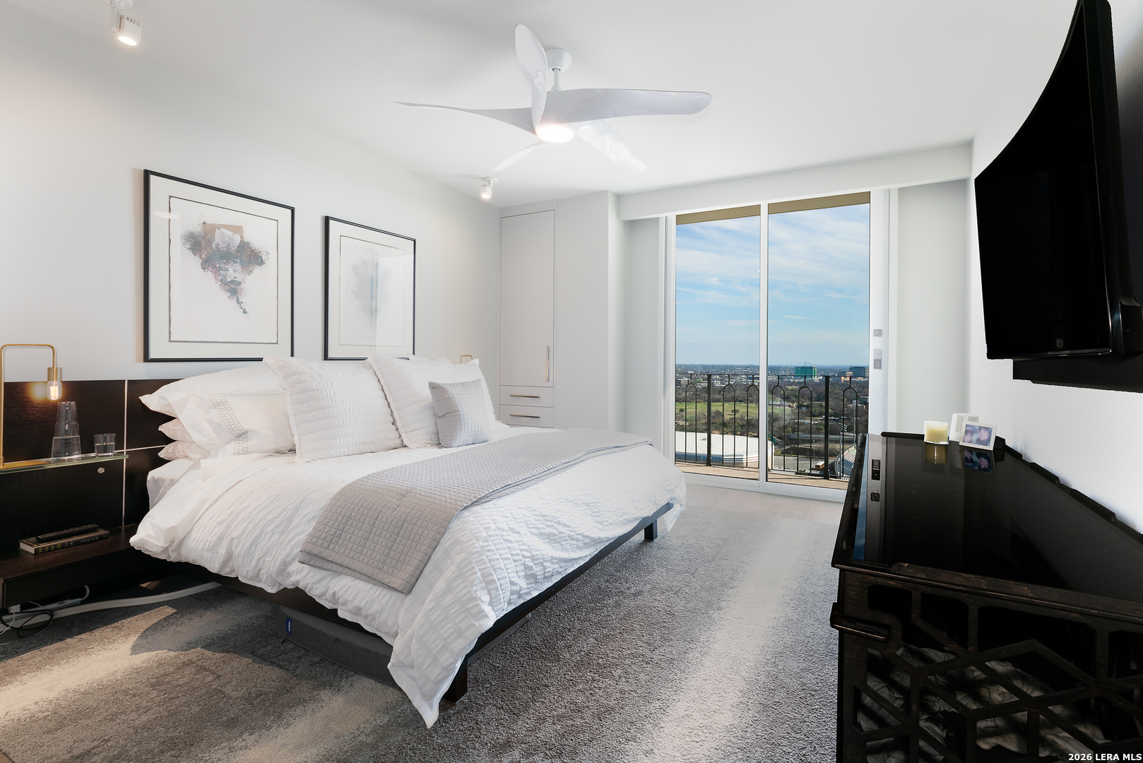 700 E Hildebrand San Antonio TX 78212