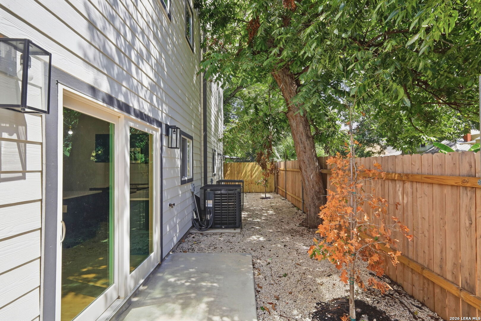 124 Kearney San Antonio TX 78210