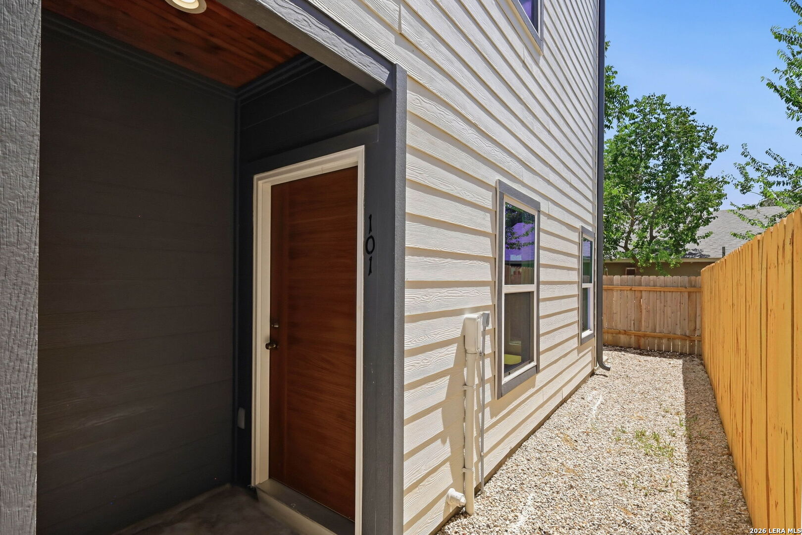 124 Kearney San Antonio TX 78210