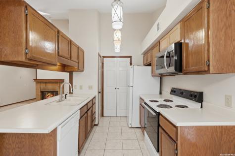 8633 Datapoint Drive San Antonio TX 78229