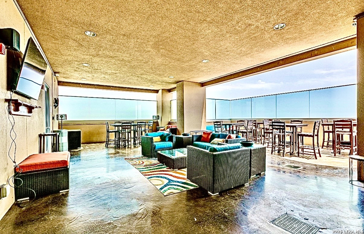 215 Center San Antonio TX 78202