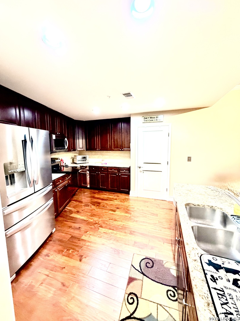215 Center San Antonio TX 78202