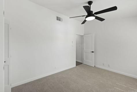2718 Old Field San Antonio TX 78247