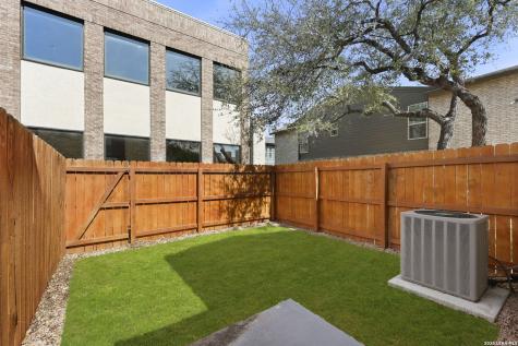 2718 Old Field San Antonio TX 78247