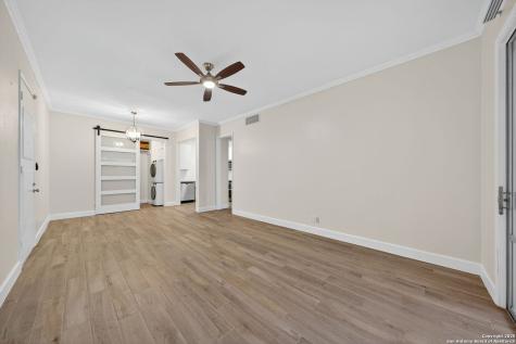 7711 Broadway Street San Antonio TX 78209
