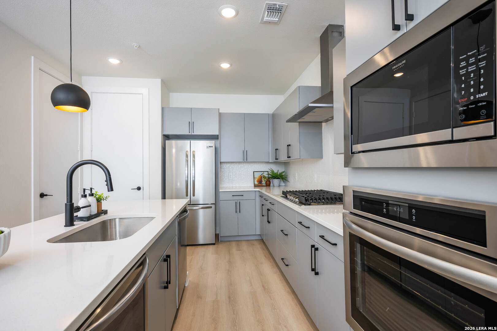 719 E Locust San Antonio TX 78212