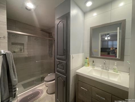 11843 Braesview San Antonio TX 78213