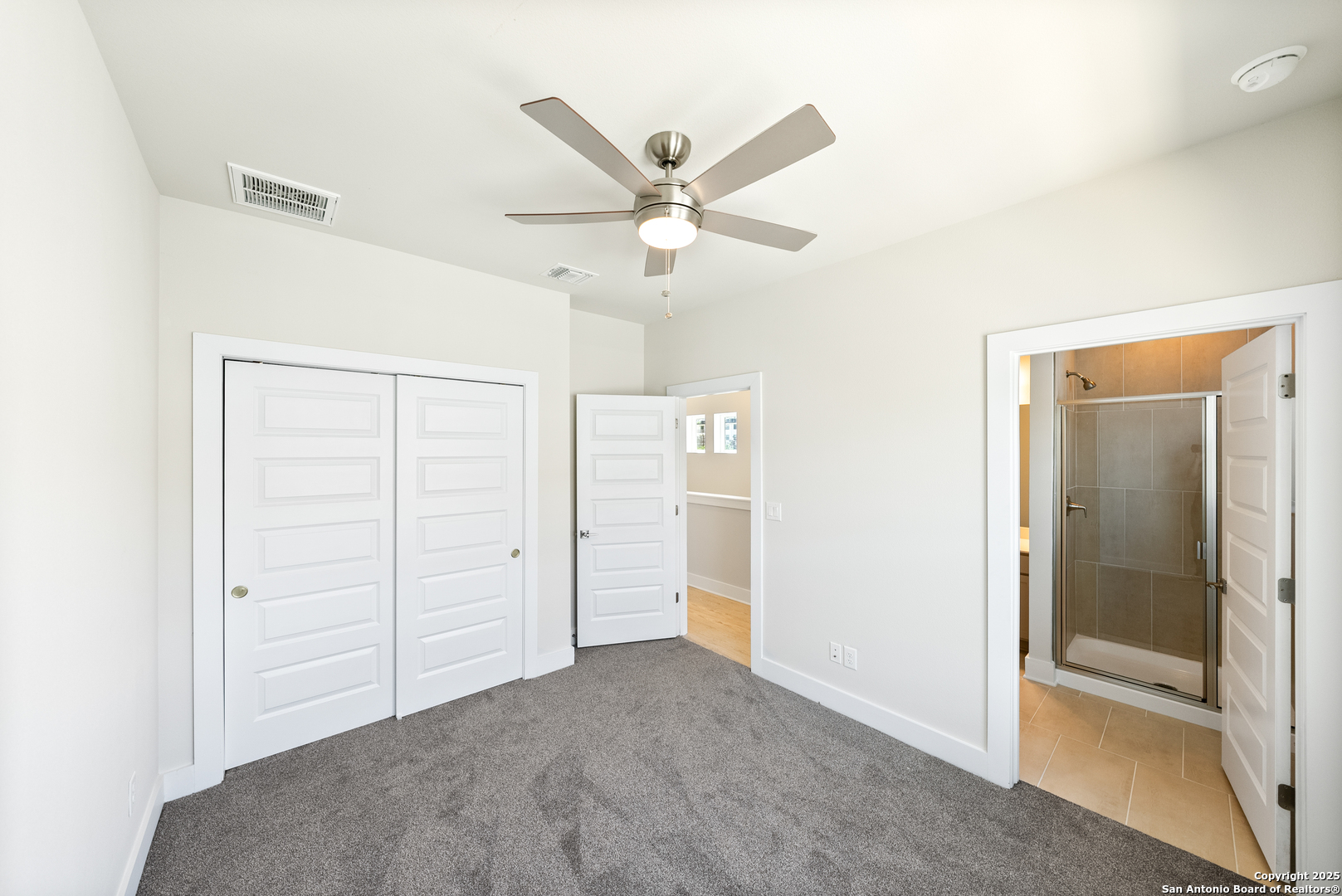 419 Ira #1101 San Antonio TX 78209