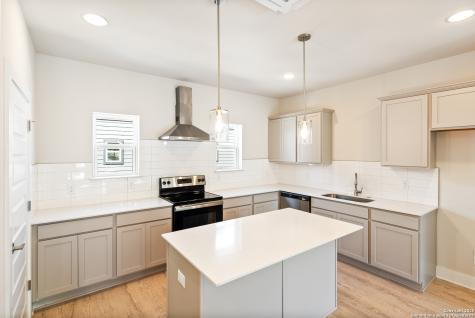 419 Ira #1101 San Antonio TX 78209