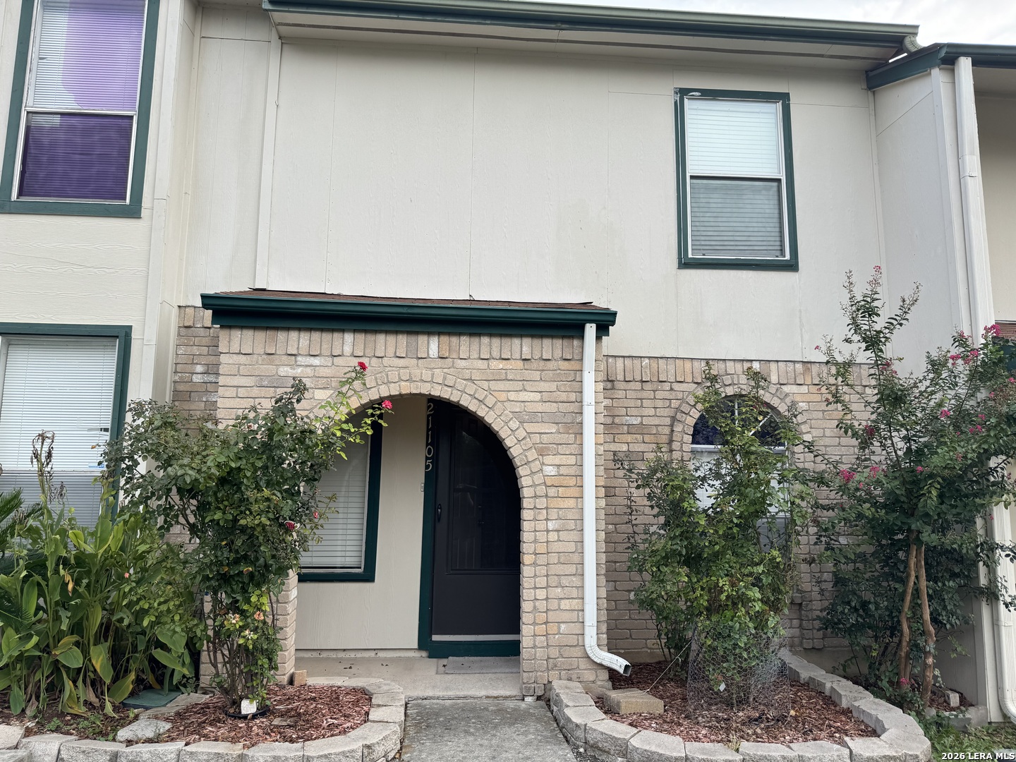 4949 Hamilton Wolfe San Antonio TX 78240