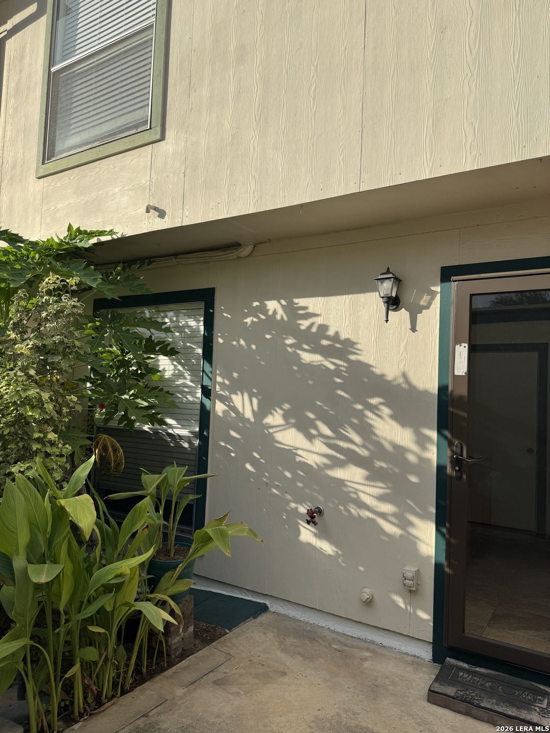4949 Hamilton Wolfe San Antonio TX 78240