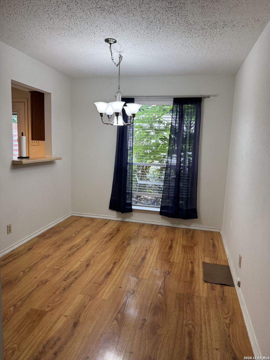 4949 Hamilton Wolfe San Antonio TX 78240