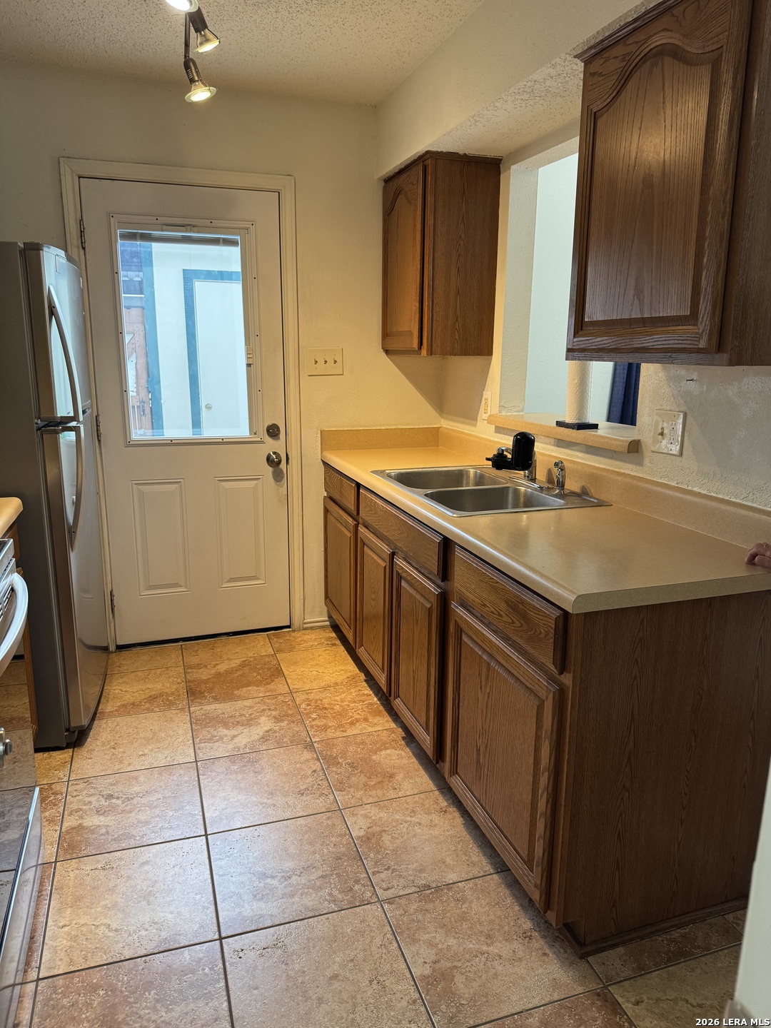 4949 Hamilton Wolfe San Antonio TX 78240