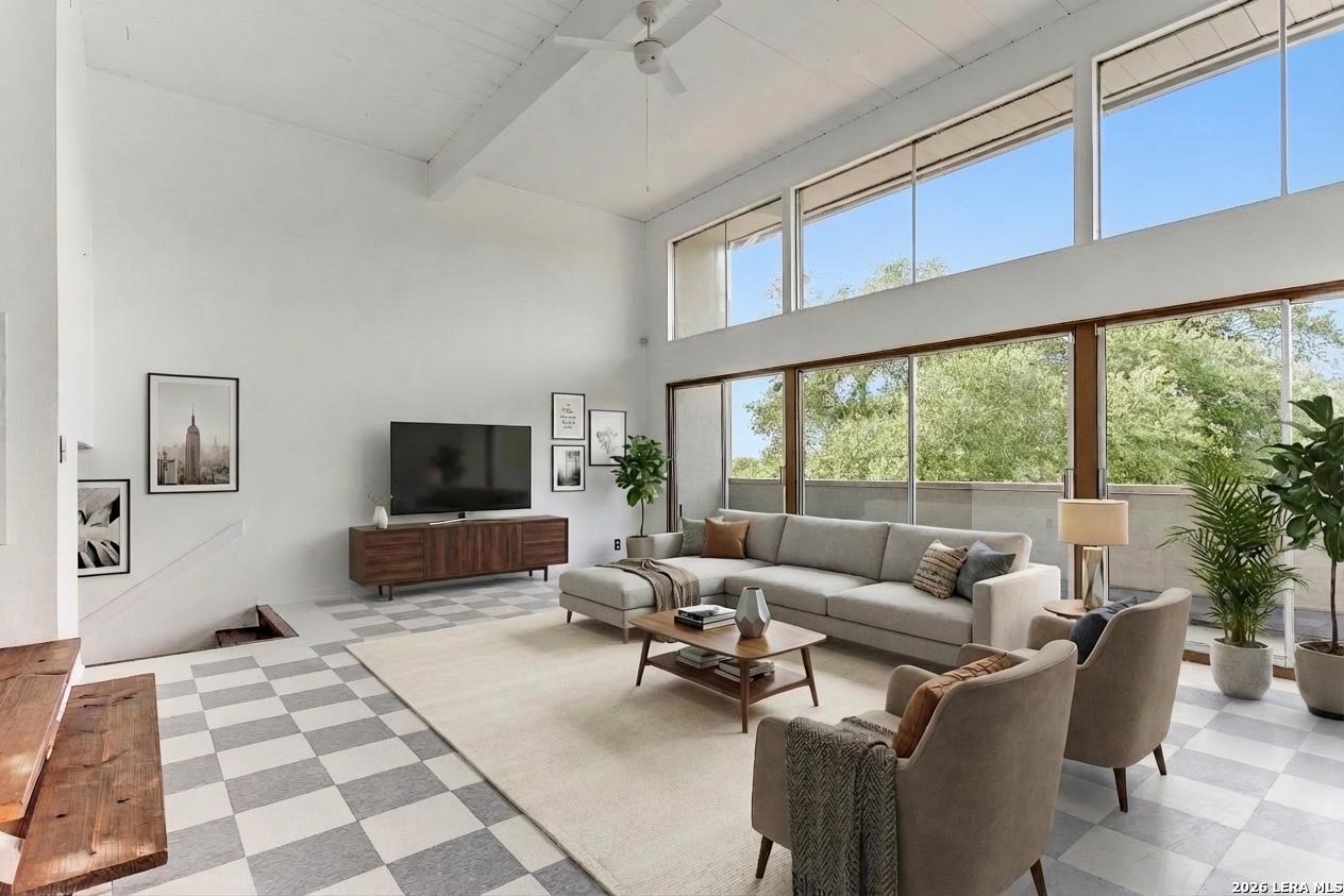 3102 Eisenhauer San Antonio TX 78209