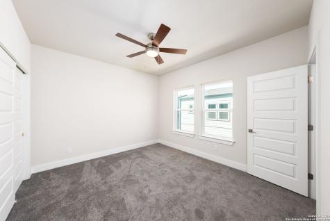 419 Ira #1102 San Antonio TX 78209
