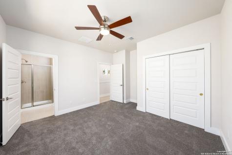 419 Ira #1102 San Antonio TX 78209
