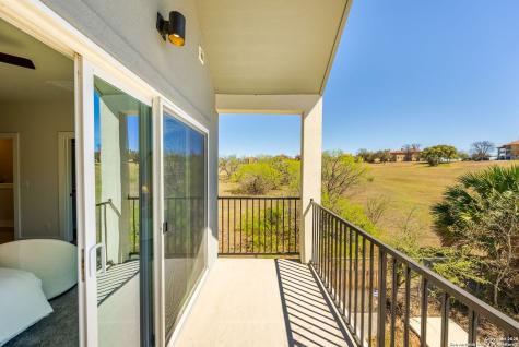 419 Ira #1102 San Antonio TX 78209