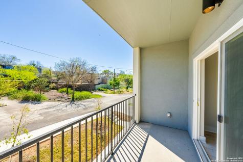 419 Ira #1102 San Antonio TX 78209