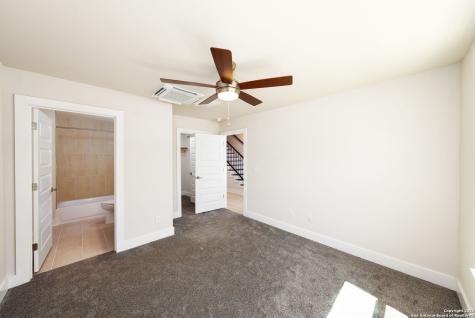 419 Ira #1102 San Antonio TX 78209