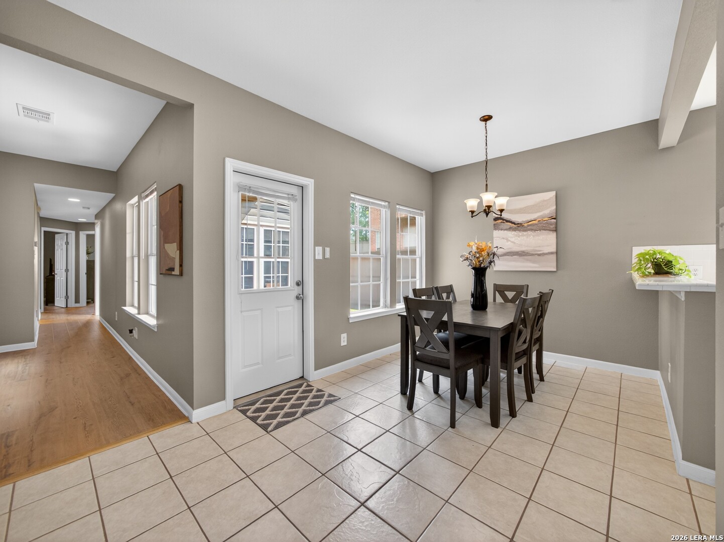 83 Chapel Hill Circle San Antonio TX 78240