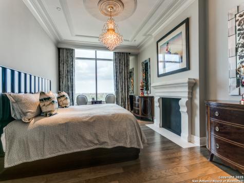 4242 Broadway San Antonio TX 78209