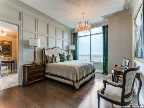 4242 Broadway San Antonio TX 78209