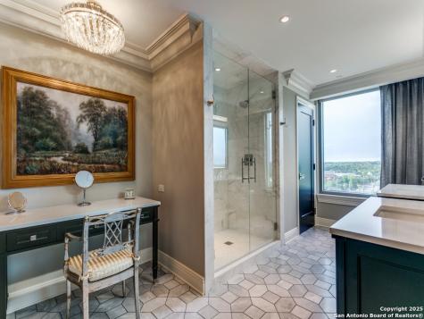 4242 Broadway San Antonio TX 78209