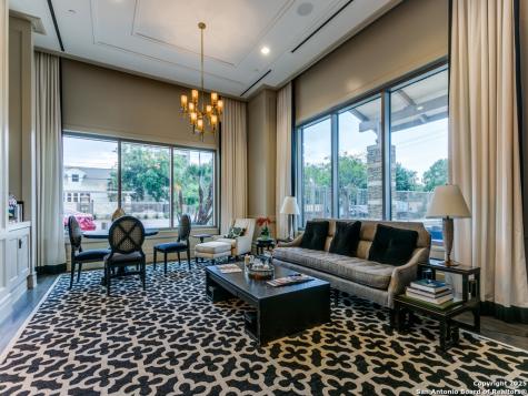 4242 Broadway San Antonio TX 78209