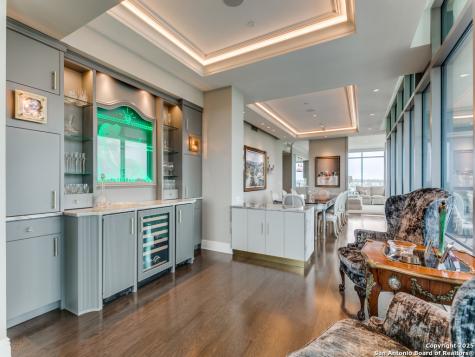 4242 Broadway San Antonio TX 78209