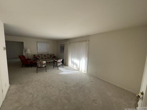 8401 N New Braunfels San Antonio TX 78209