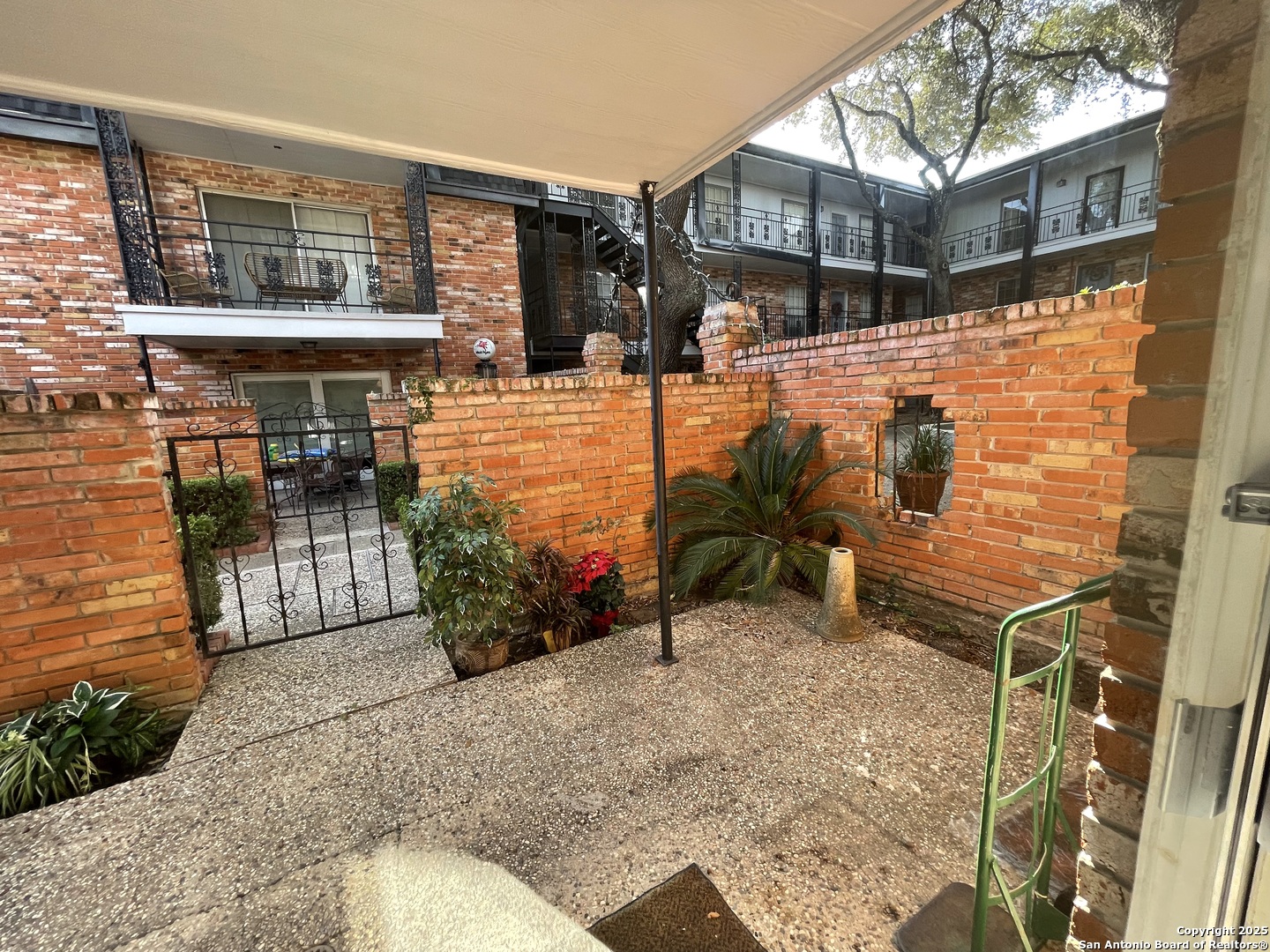 8401 N New Braunfels San Antonio TX 78209