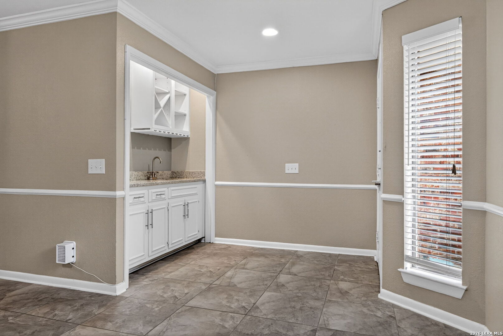 5359 Fredericksburg San Antonio TX 78229