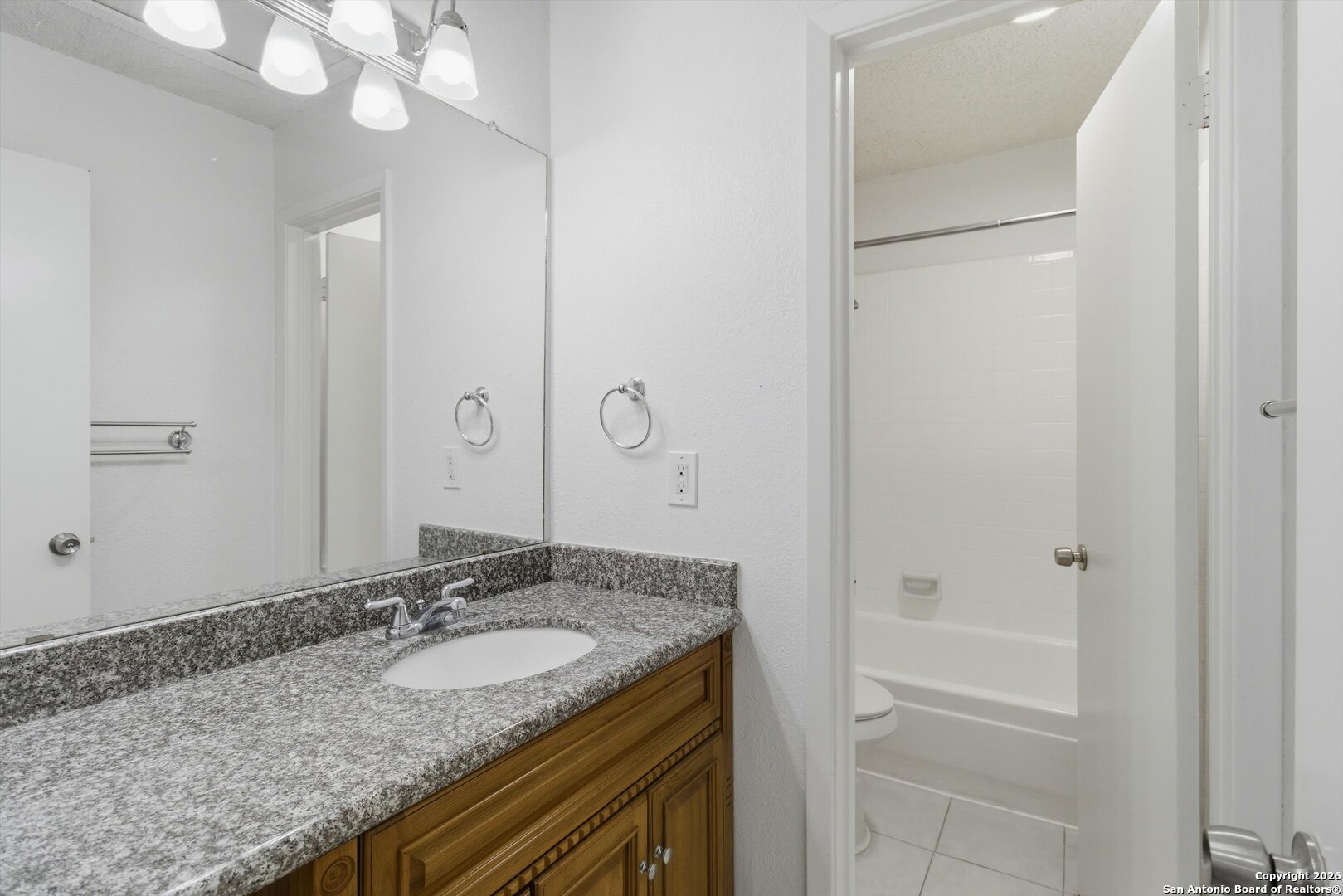 7322 Oak Manor #19 San Antonio TX 78229