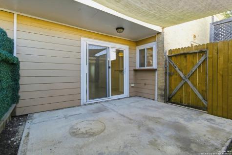 7322 Oak Manor #19 San Antonio TX 78229