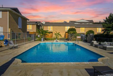 7322 Oak Manor #19 San Antonio TX 78229